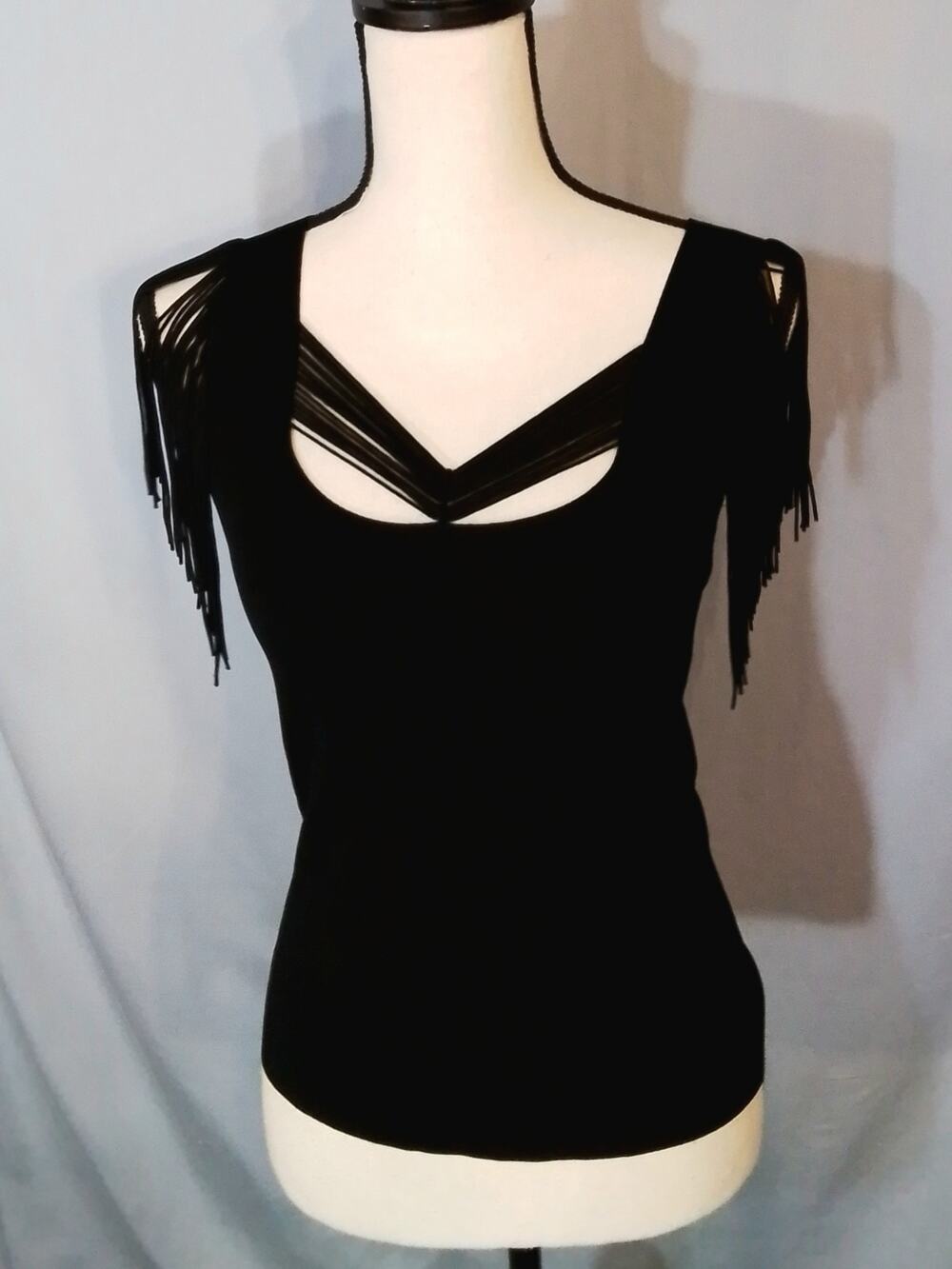Cyrus Black knit and fringed sleeveless sweater